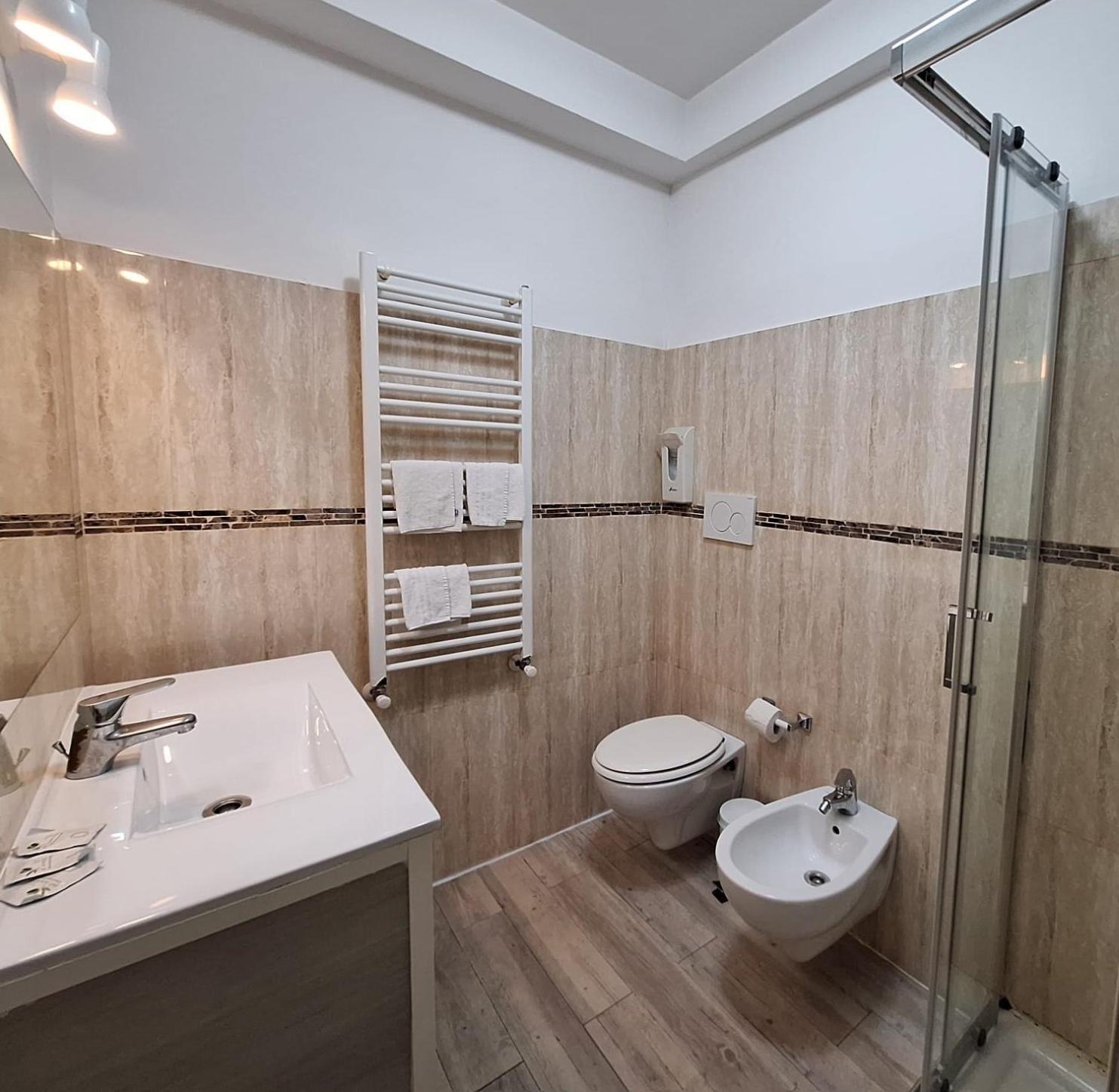 Residence Ferrucci Prato  Buitenkant foto